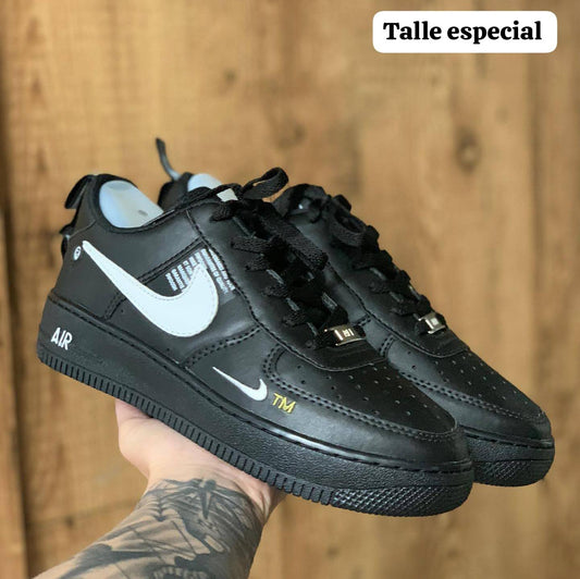 Nike Air Force A1 Black
