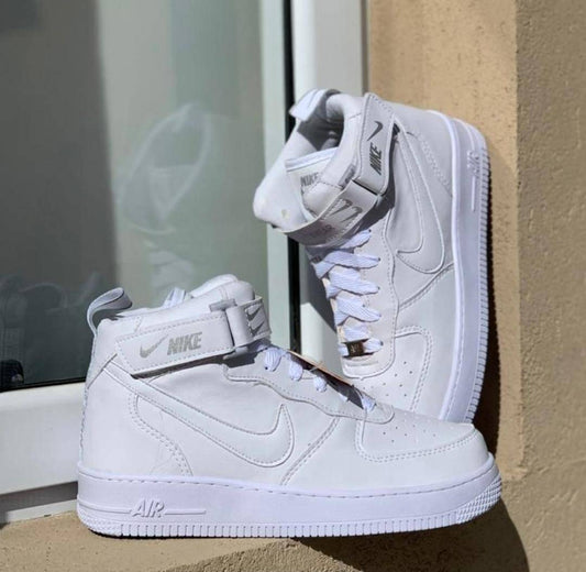 Nike Air Force Mid White