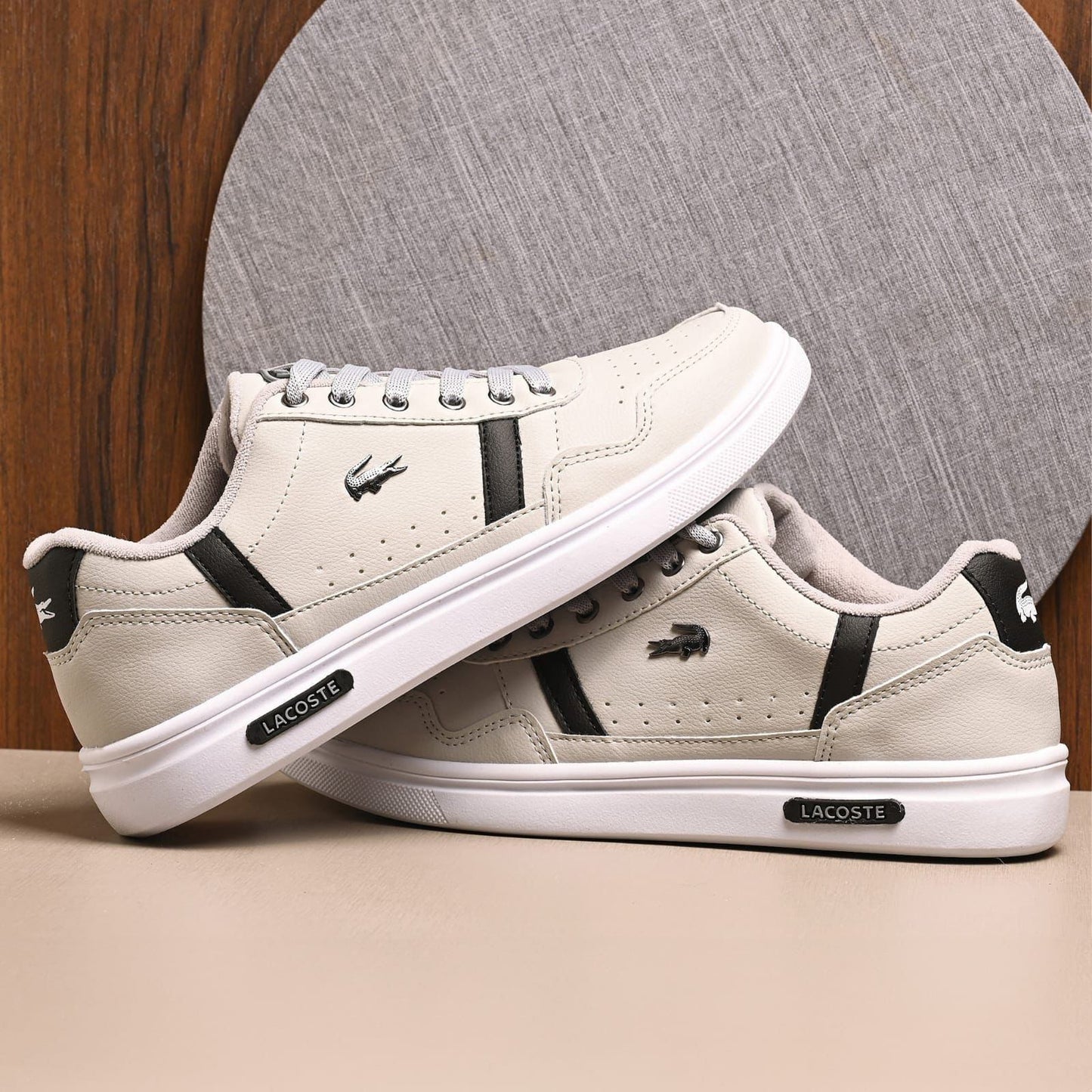 Lacoste Low